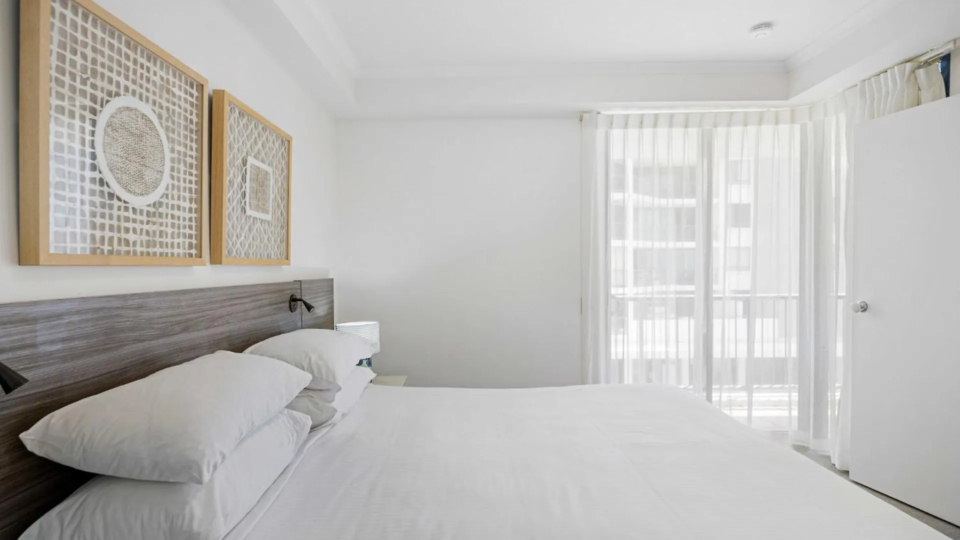 אלכסנדרה הדלנד Beachside 2-Bed With Pools Gym Bbq And Parking אלכסנדרה הדלנד